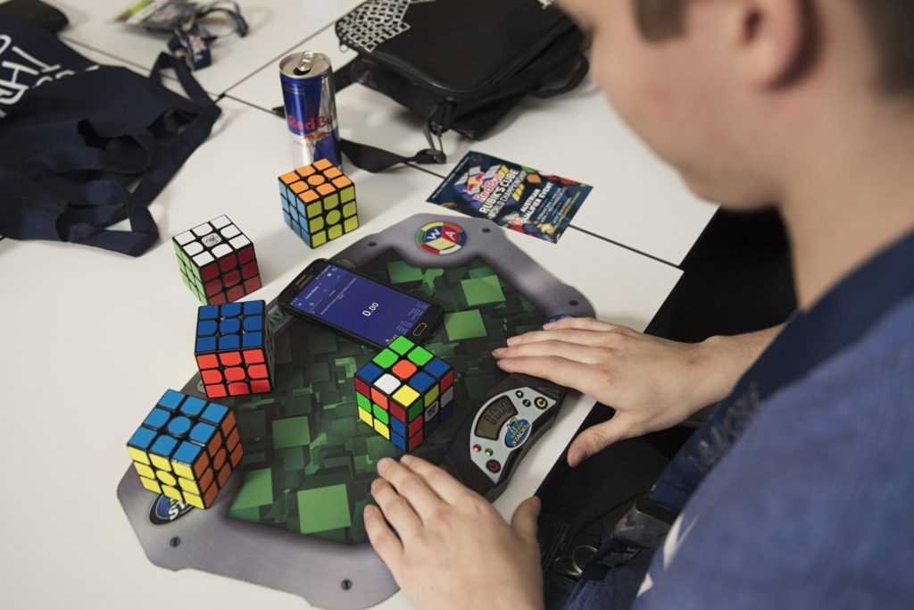 Как собрать кубик рубика ~ инструкции на все случаи жизни